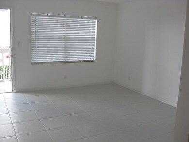 Southbridge Condominiums unit 2080, West Palm Beach, FL 33405 - photo 3