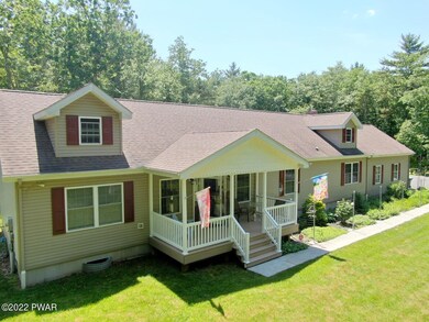 114 Clubhouse Dr, Hawley, PA 18428 - photo 3