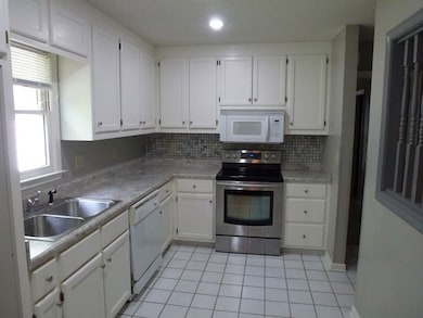 204 Eastwick Place, Macon, GA 31210 - photo 5