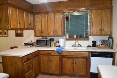 4012 Pine Ridge Rd, Shawnee, OK 74804 - photo 4