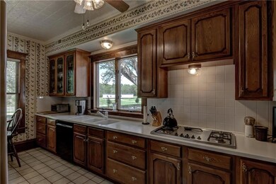 N750 Salvage Rd, Melrose, WI 54642 - photo 4