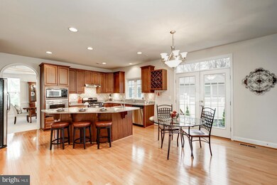 2211 Glenheather Dr, Falls Church, VA 22043 - photo 5