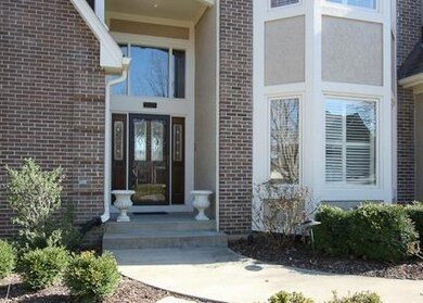 5645 Oakview St, Shawnee, KS 66216 - photo 2