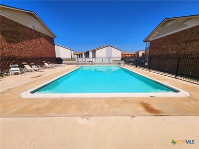 1351 Martin Luther King Junior Dr, Copperas Cove, TX 76522 - photo 3