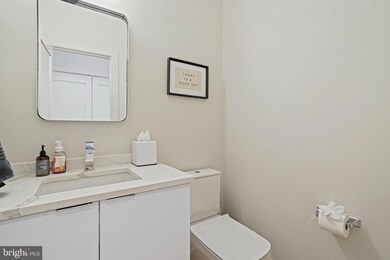 2100 4th St NE unit 1, Washington, DC 20002 - photo 5