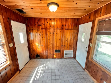 1130 Englewood Ave, Norton Shores, MI 49441 - photo 3