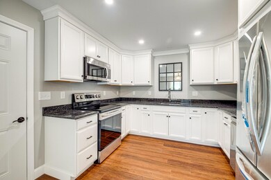 225 North St unit B, Saco, ME 04072 - photo 5