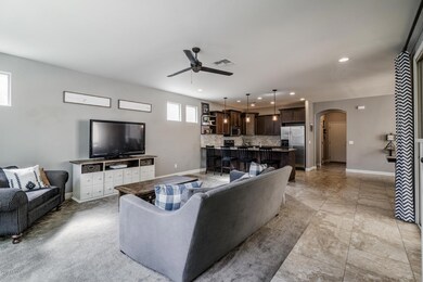 3338 E Sheffield Road Gilbert-large-004-