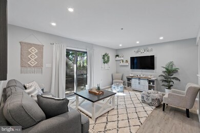 1 Button Gwinett Bldg unit 1, Blackwood, NJ 08012 - photo 4