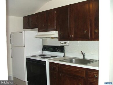 809 Capitol Trail unit 2, Newark, DE 19711 - photo 4