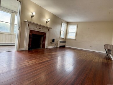 233 Jubilee St, New Britain, CT 06051 - photo 6