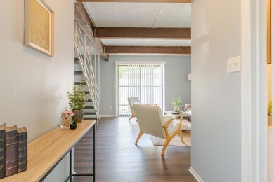 2210 October Ridge Dr unit 2226, Columbus, OH 43223 - photo 3