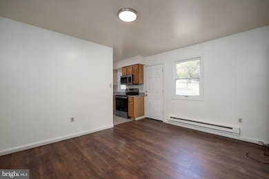 3748 Tudor Dr, Harrisburg, PA 17109 - photo 7