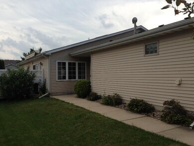 1739 Aspen Dr, Crown Point, IN 46307 - photo 2