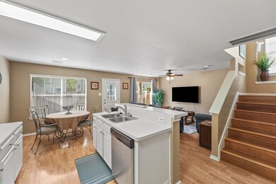 195 S Walden Elms Cir, Spring, TX 77382 - photo 6