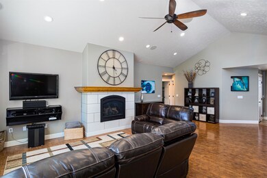 3720 E Siskin Ln, Mead, WA 99021 - photo 5