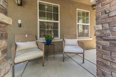 337 S Stanford Ave, Fresno, CA 93727 - photo 2