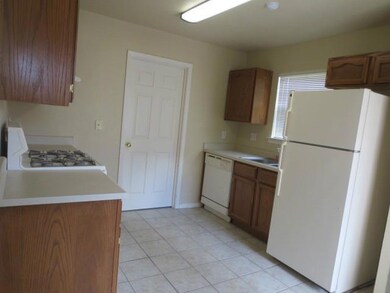 516 Katherine Dr, Horizon City, TX 79928 - photo 4