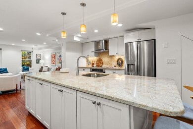 15 Follen St unit 1, Boston, MA 02116 - photo 2