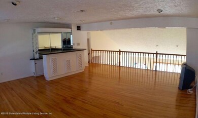 111 W. Cedarview Loft