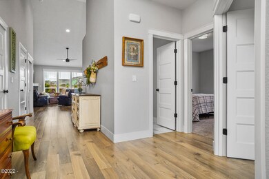 1320 S 10th St, Independence, OR 97351 - photo 7