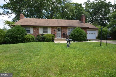 7314 Lois Ln, Lanham, MD 20706 - photo 5