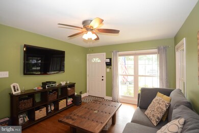 13107 Dumbarton Dr, Rockville, MD 20853 - photo 5