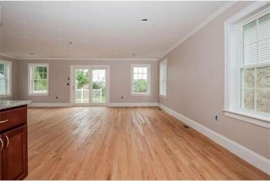 72 Brackett St, Quincy, MA 02169 - photo 6