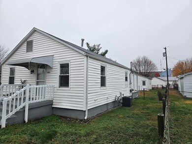 1309 Wheeler St, Vincennes, IN 47591 - photo 2