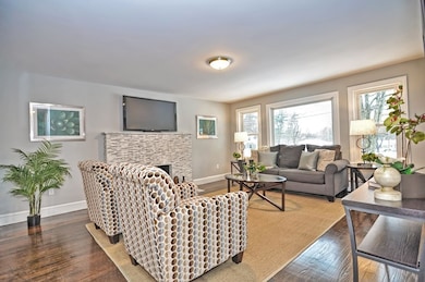 144 Dunstable Rd, North Chelmsford, MA 01863 - photo 5