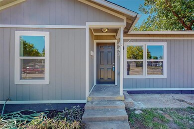 443 Harrison Ln, Hurst, TX 76053 - photo 5