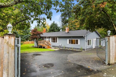 2402 236th St SW, Brier, WA 98036 - photo 3