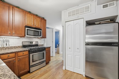 2452 N Lawndale Ave unit G, Chicago, IL 60647 - photo 4