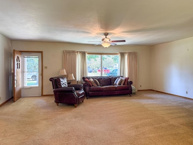 201 SE 2nd St, Ogden, IA 50212 - photo 4