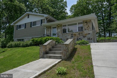 100 Shortcross Rd, Linthicum Heights, MD 21090 - photo 2