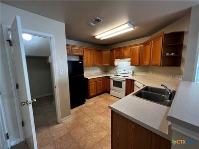 1223 Clyde St unit 1225, San Marcos, TX 78666 - photo 2