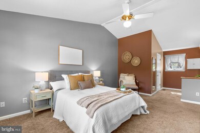 9536 Hallhurst Rd, Nottingham, MD 21236 - photo 6