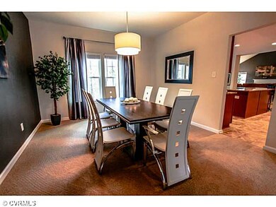 Dining Room - Your formal dining room has plenty o
