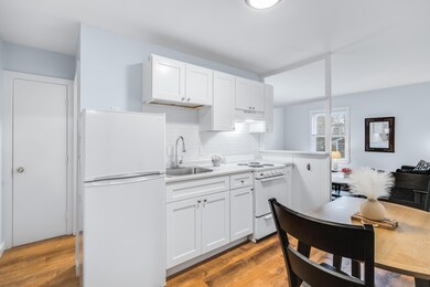 616 Commercial St unit 5, Provincetown, MA 02657 - photo 5