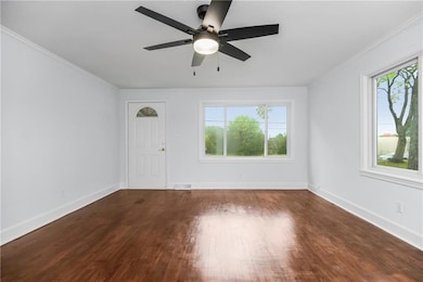 513 E Poplar St, Olathe, KS 66061 - photo 5