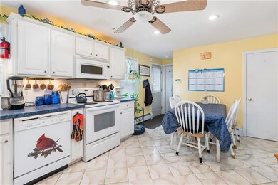 9 Lucille Dr, Greenville, RI 02828 - photo 7