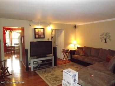 496 Sarah St, Stroudsburg, PA 18360 - photo 2
