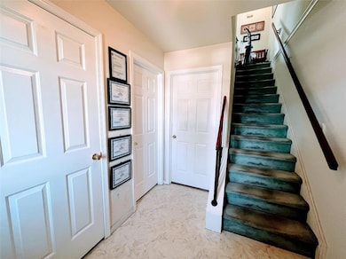 1286 Delphi Dr, Whitehall, PA 18052 - photo 5