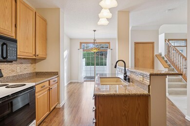 2687 Mallard Dr unit 82, Woodbury, MN 55125 - photo 7