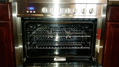 New commercial grade 5 burner gas dual convection 