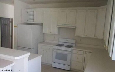 528 Chatham Way, Galloway, NJ 08205 - photo 4