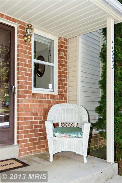 11603 Summer Oak Dr, Germantown, MD 20874 - photo 2