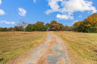 651 County Road 4900, Trenton, TX 75490 - photo 2
