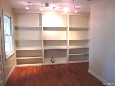 Recreational Room w/built-in bookcases & track lig