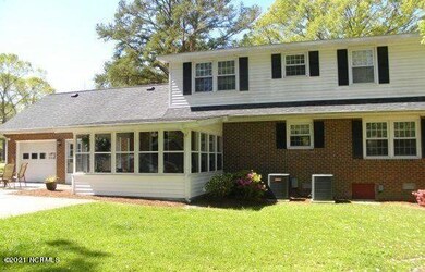 104 Oakleaf back
